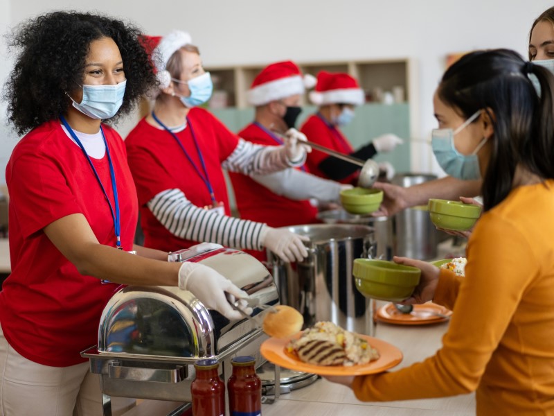 2021 Holiday Dough Breaks the Record! | Volunteers serving holiday meal