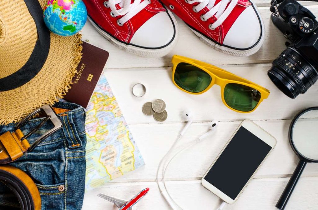 Creative Ideas for Budget-Conscious Travelers | Travel & vacation items